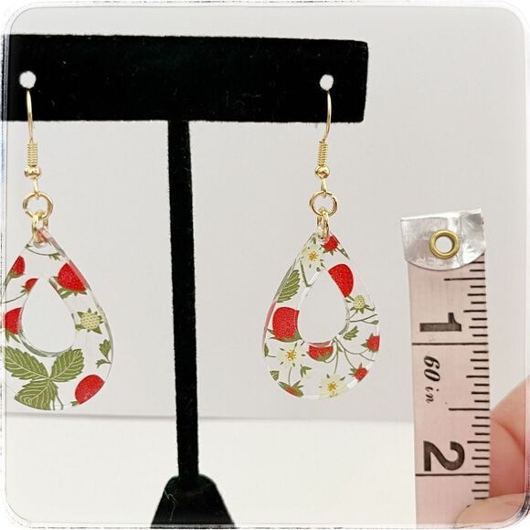 Handmade strawberry printed acrylic earrings - Picture 2 of 2